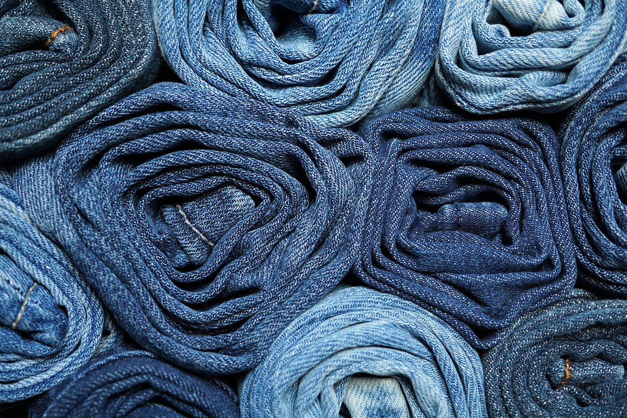 découvrez comment créer une garde-robe durable alliant style et respect de l'environnement grâce à des choix éthiques et responsables.
