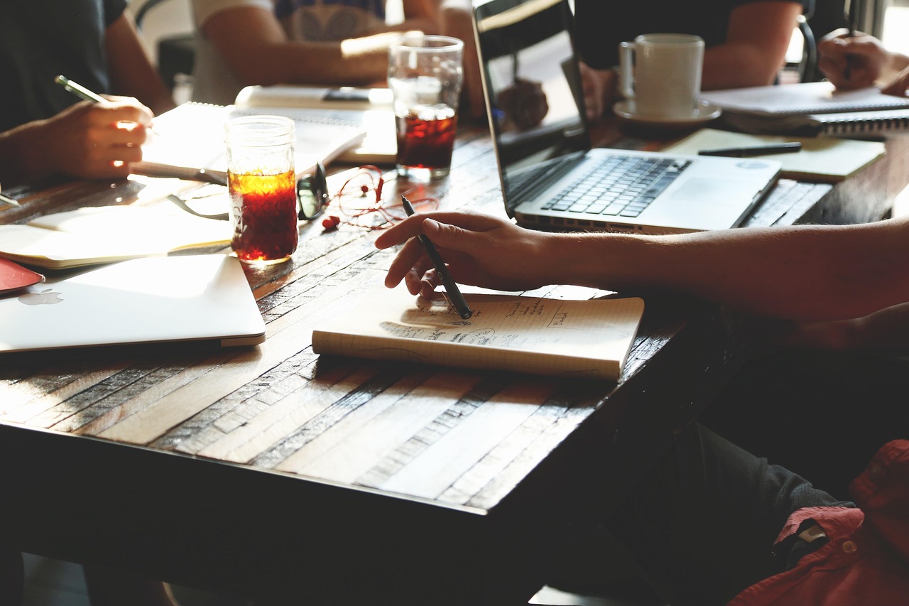 découvrez notre partenariat stratégique visant à renforcer la collaboration et favoriser la réussite mutuelle.