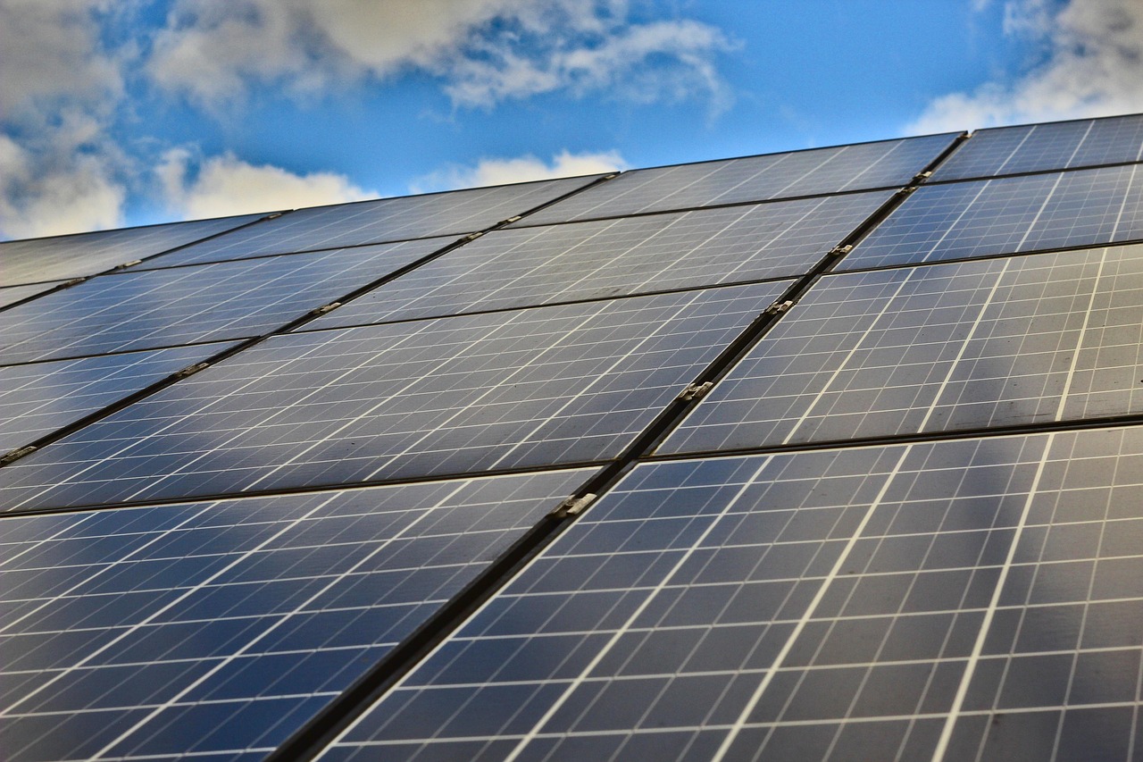 Ecomobilité et énergies renouvelables : Laurence Esquedin et Frédéric Schall d’EEC ENGIE dévoilent leur expertise lors de la matinale dédiée au bilan carbone