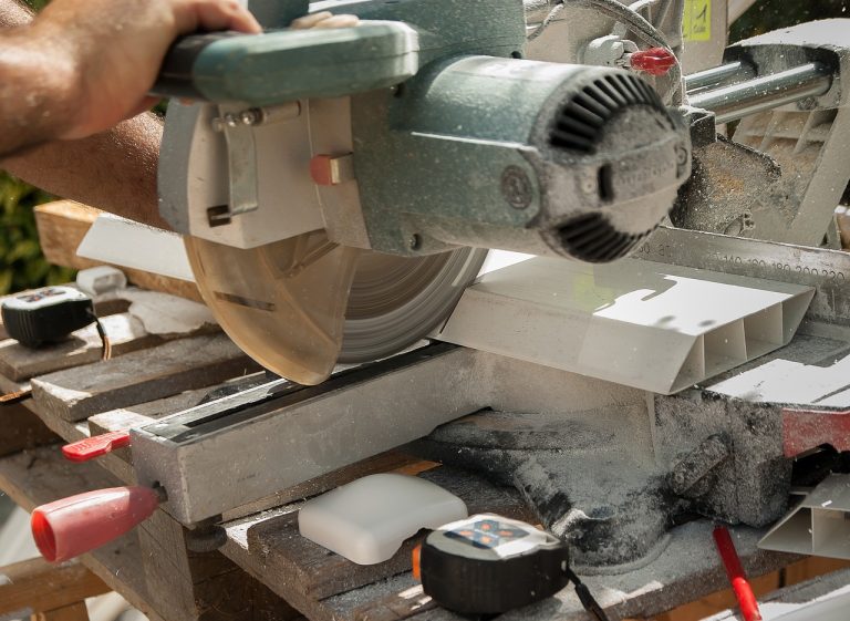 découvrez le concept de l'économie circulaire, qui révolutionne notre façon de consommer et de produire en favorisant la durabilité, le recyclage et la réduction des déchets. apprenez comment cette approche innovante peut contribuer à un avenir plus vert et responsable tout en stimulant la croissance économique.