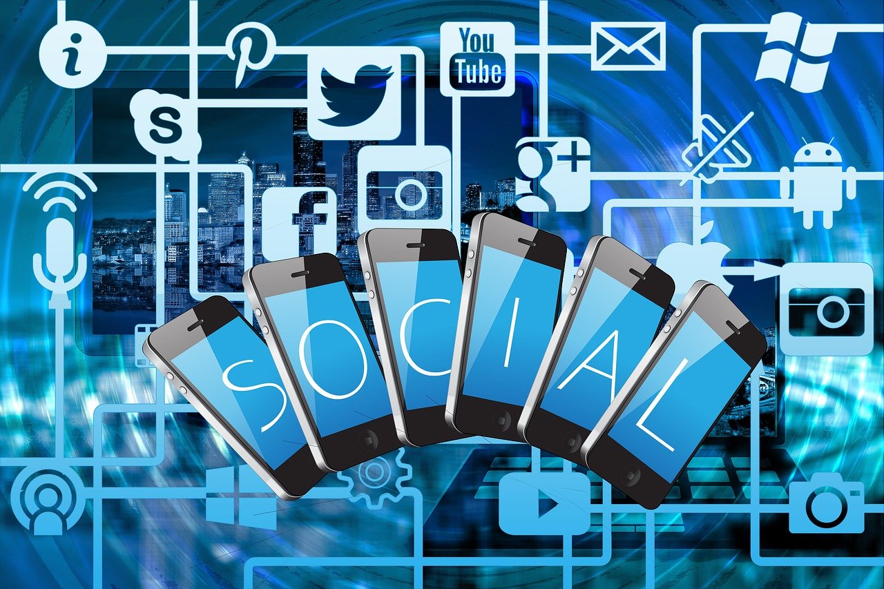découvrez la responsabilité sociale des entreprises (rse), son importance pour le développement durable, et comment elle améliore l’impact social, environnemental et éthique des organisations.