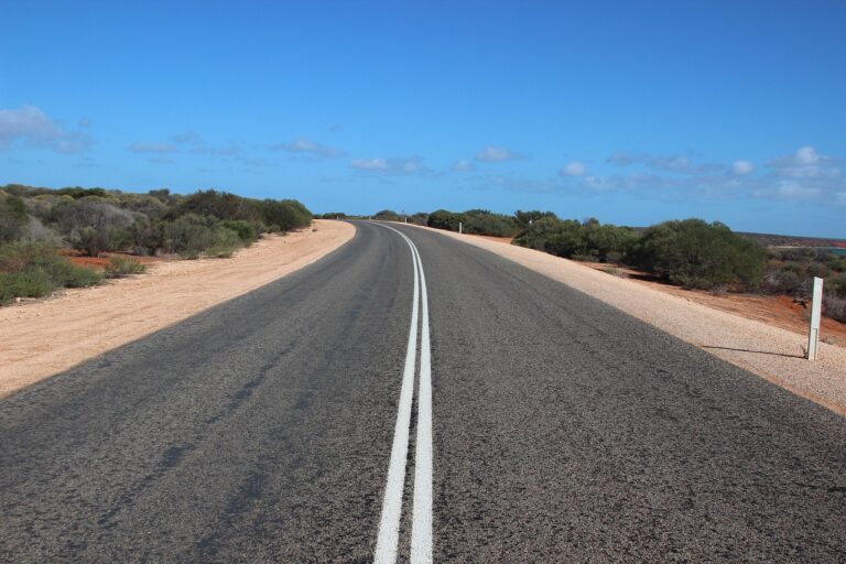d&eacute;couvrez le moment cl&eacute; qui change le cours de l'histoire dans 'turning point', une exploration captivante des d&eacute;cisions cruciales et de leurs impacts durables.