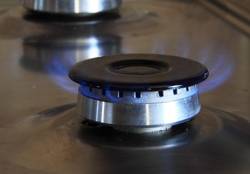 d&eacute;couvrez les enjeux et strat&eacute;gies de la suppression progressive des combustibles fossiles pour un avenir &eacute;nerg&eacute;tique durable.