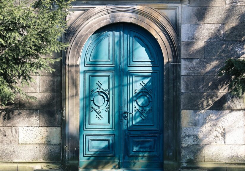 d&eacute;couvrez l'&eacute;l&eacute;gance authentique du bois traditionnel, alliant savoir-faire ancestral et qualit&eacute; naturelle pour des cr&eacute;ations intemporelles.